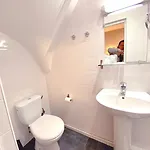 أفياتيك فندق 2*