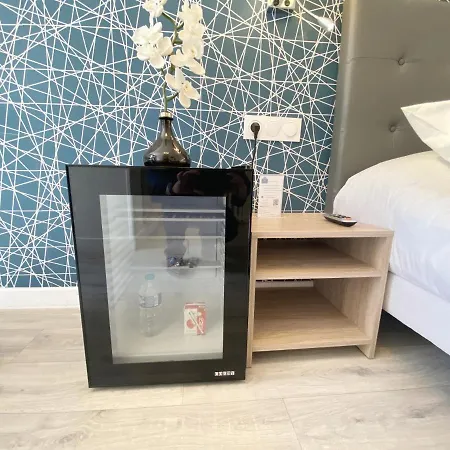 호텔 에비어틱 2*