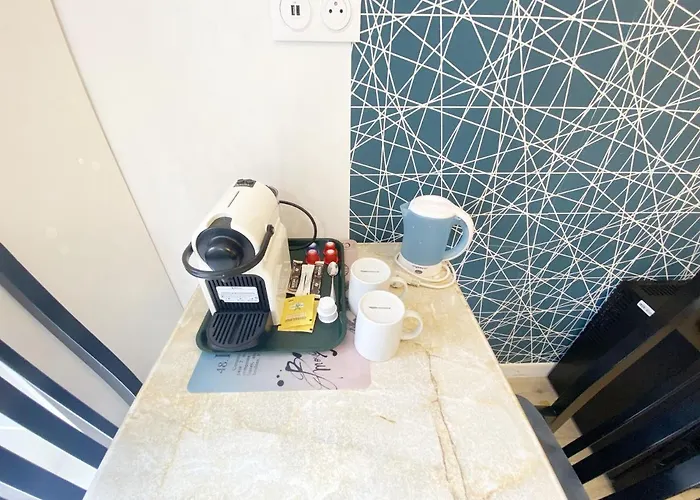 阿维亚迪克酒店 2*