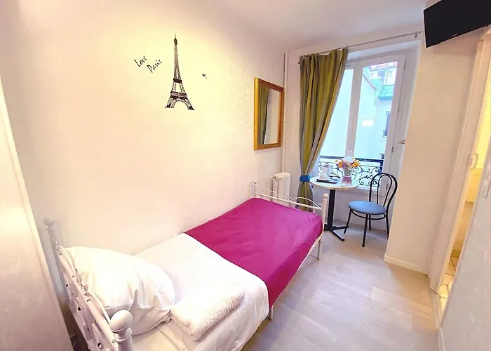 Aviatic Hotel 2*