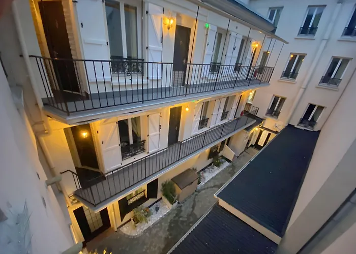 Aviatic Hotel